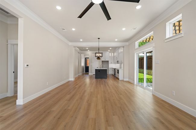 912 Tree Dr, House other with 3 bedrooms, 2 bathrooms and null parking in Granbury TX | Image 9