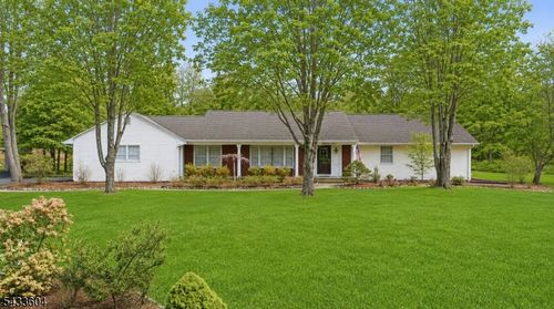 23 Jan River Dr, Upper Saddle River, NJ, 07458-1623 | Card Image
