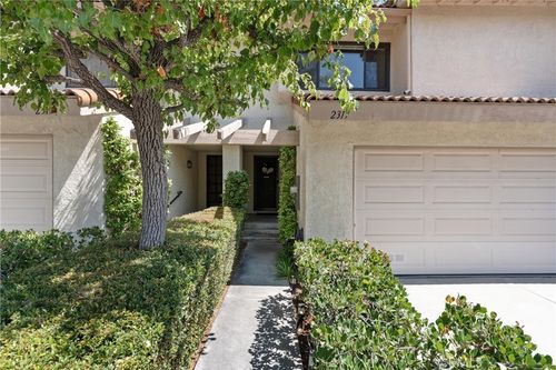 204-2317 Sandbar Dr, Fullerton, CA, 92833 | Card Image