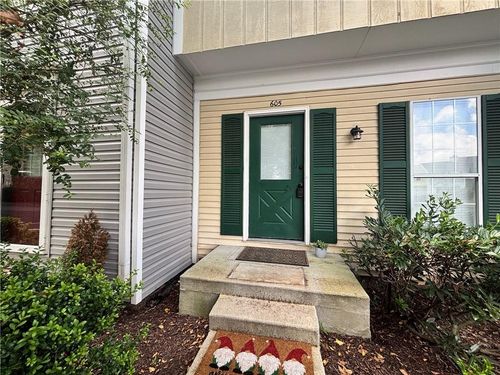 605 Wedgewood Way, Atlanta, GA, 30350-2065 | Card Image