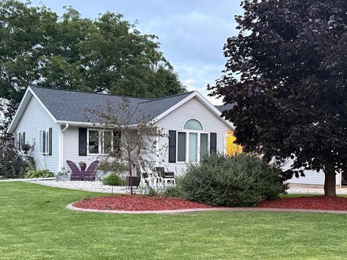 702 Carol Lane, PULASKI, WI, 54162 | Card Image