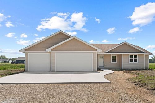 5373 Pasture Court, OMRO, WI, 54963 | Card Image