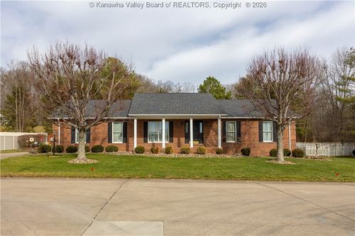 97 Willowood Cir, Hurricane, WV, 25526-9268 | Card Image