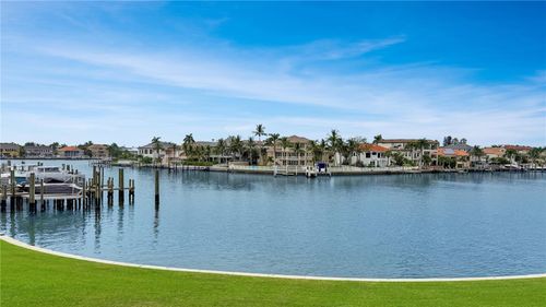 apt-101-6240 Kipps Colony Ct, GULFPORT, FL, 33707-3978 | Card Image