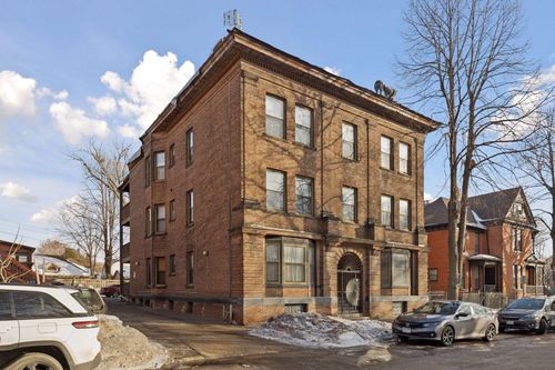 apt-2-182 Kent St, Saint Paul, MN, 55102-4519 | Card Image