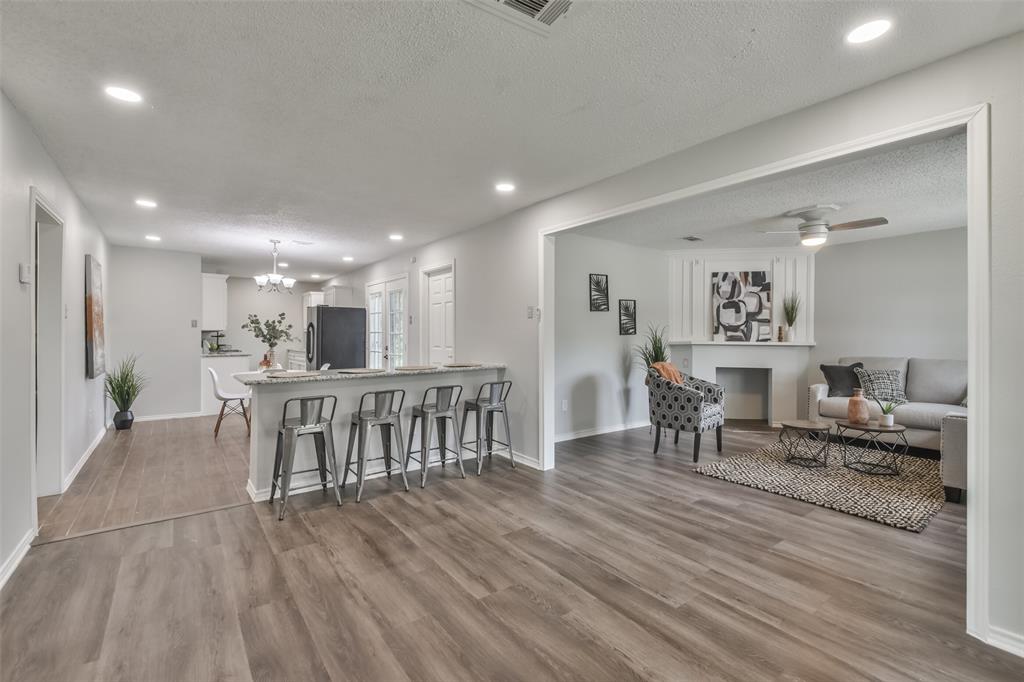 Saint Louis St, Houston, TX 77028