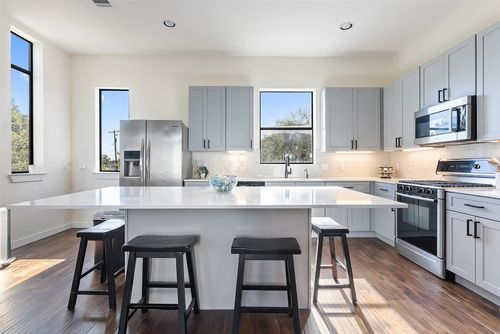 apt-201-6000 S Congress Ave, Austin, TX, 78745-4291 | Card Image