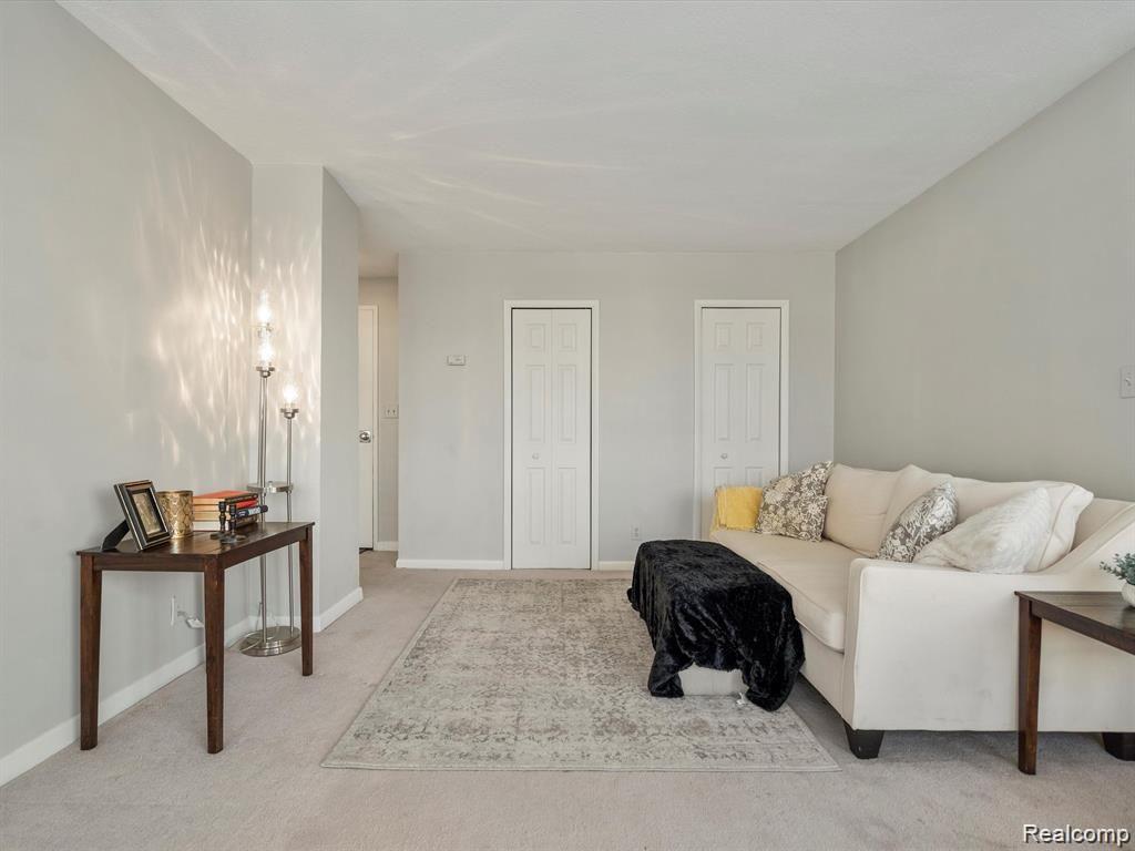 Residential Lease in Detroit 4