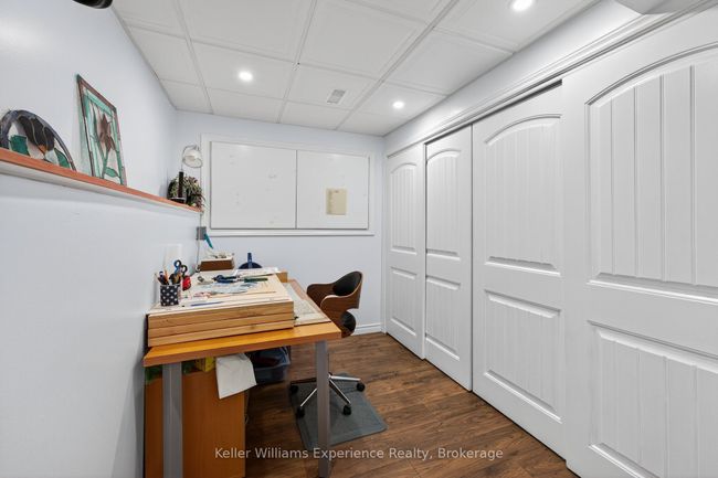 32 Pinecone Ave, House other with 5 bedrooms, 3 bathrooms and 6 parking in Tiny ON | Image 24