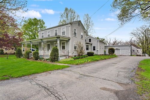 7098 State Road, Boston, NY, 14075 | Card Image