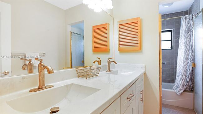 7914 Sw 199 Th Ter, House other with 4 bedrooms, 3 bathrooms and null parking in Cutler Bay FL | Image 23