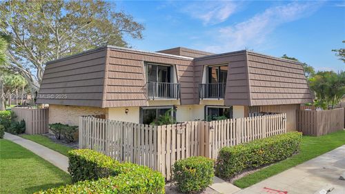 1515 15th Ct, Palm Beach Gardens, FL, 33410-5113 | Card Image