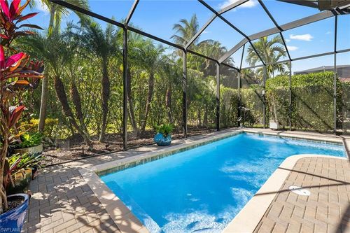 1286 Manado Dr, NAPLES, FL, 34113-8470 | Card Image