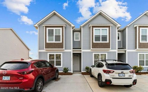 8250 Paramount Point, Winnabow, NC, 28479 | Card Image