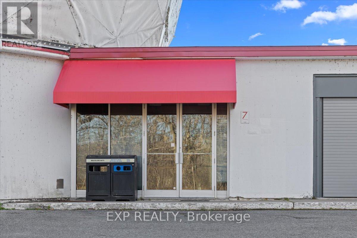 Commercial Lease in Ottawa 3