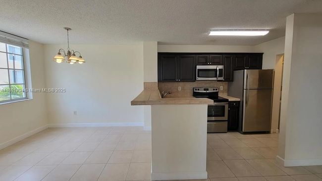 APT-101 - 1749 Village Blvd, Condo with 1 bedrooms, 1 bathrooms and null parking in West Palm Beach FL | Image 6