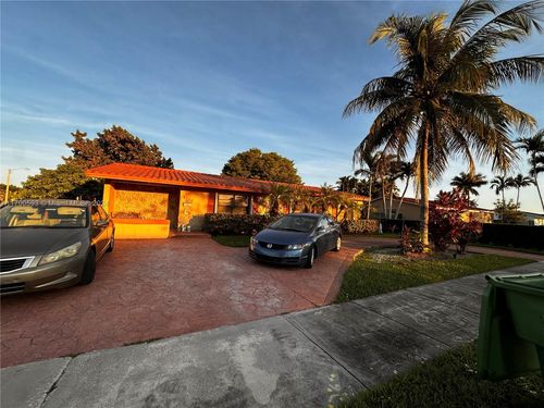 3111 Village Green Dr, Miami, FL, 33175 | Card Image