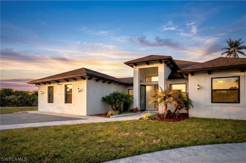593 39th Ave Nw, NAPLES, FL, 34120-3340 | Card Image
