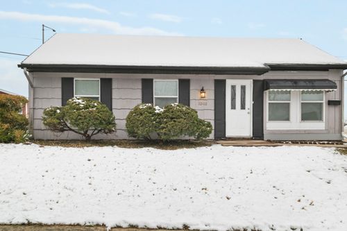 22102 Hawthorne Way, Richton Park, IL, 60471-1006 | Card Image
