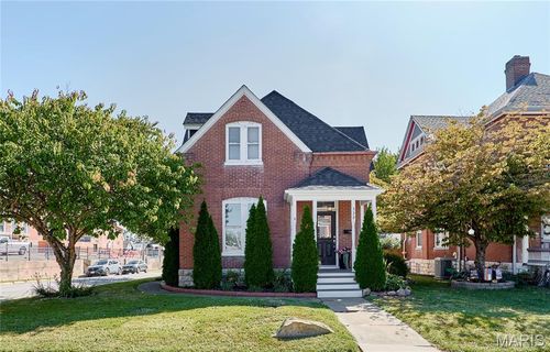 332 N 6th St, Saint Charles, MO, 63301-1804 | Card Image
