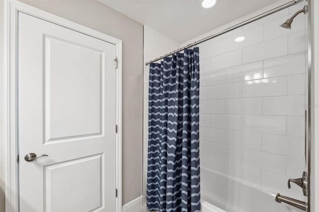 Jack and Jill bath | Image 50
