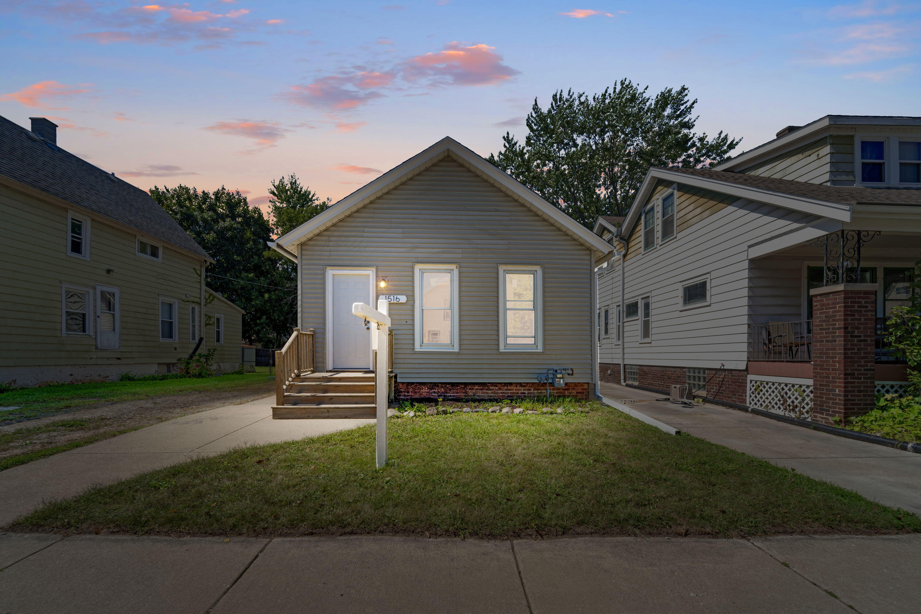 Buchanan St, Racine, WI 53402