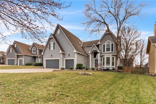 8007 W 131st Ter, Overland Park, KS, 66213-5111 | Card Image