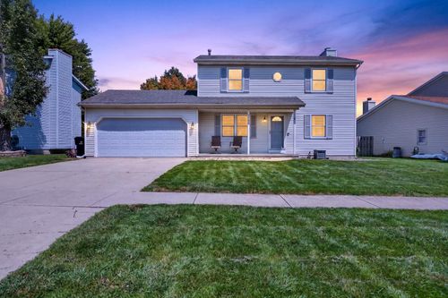 2704 Clearwater Ave, Bloomington, IL, 61704-8148 | Card Image