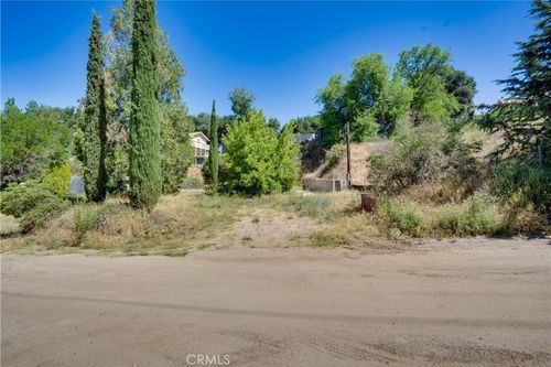 45912 Raccoon Rd, Banning, CA, 92220-9641 | Card Image