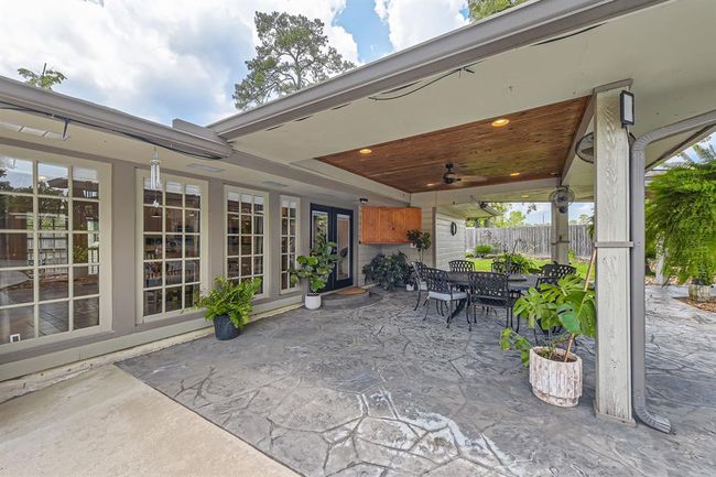 Courtyard covered patio | Image 44