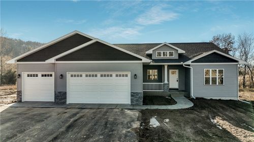 5691 510th Ave, Menomonie, WI, 54751-5612 | Card Image
