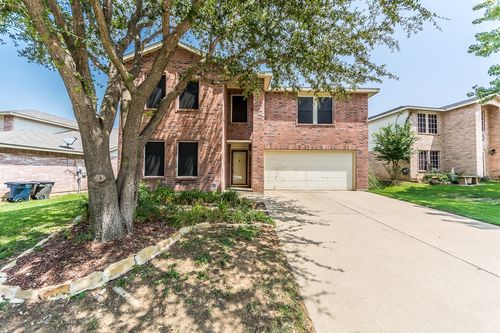 8709 Stonebriar Ln, Fort Worth, TX, 76123-2537 | Card Image