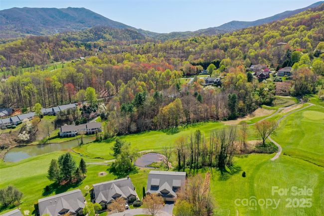 111 Augusta Cir, Townhouse with 3 bedrooms, 4 bathrooms and null parking in Waynesville NC | Image 40