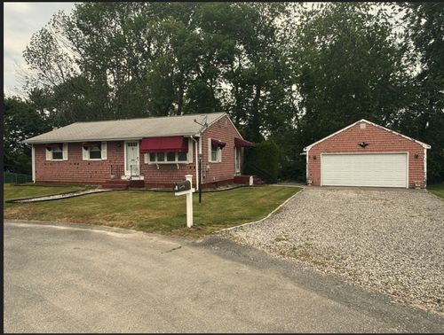 18 Almeida Drive, Warren, RI, 02885 | Card Image
