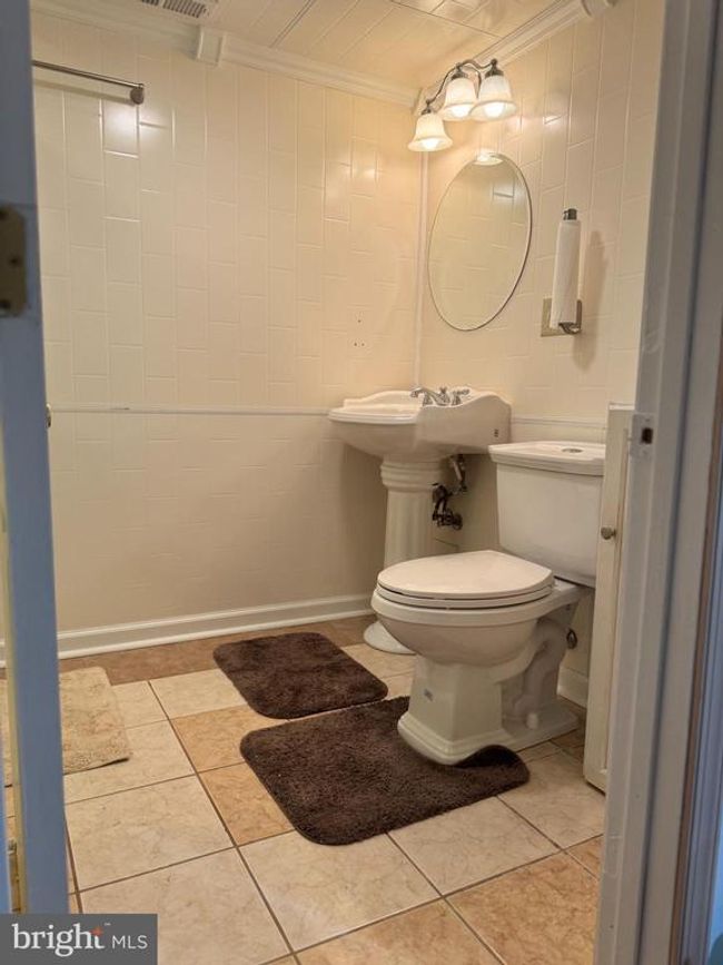 7869 Wenwell Ct, House other with 4 bedrooms, 2 bathrooms and null parking in PASADENA MD | Image 15
