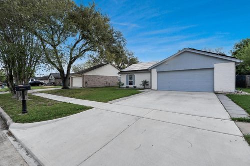 10203 Hollow Canyon Dr, Sugar Land, TX, 77498-1476 | Card Image