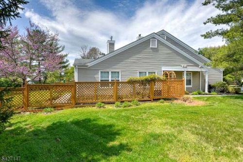 208 Reed Ln, Bedminster, NJ, 07921-1926 | Card Image