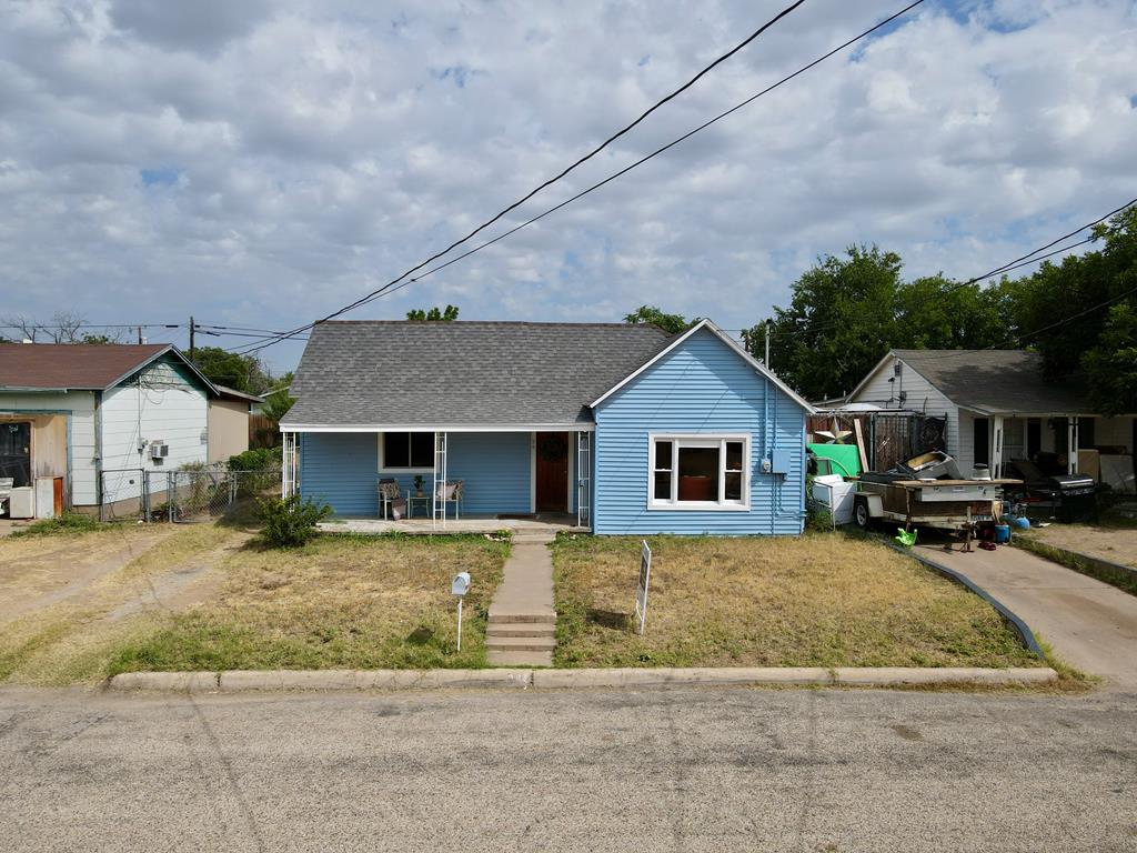 9th St, San Angelo, TX 76903