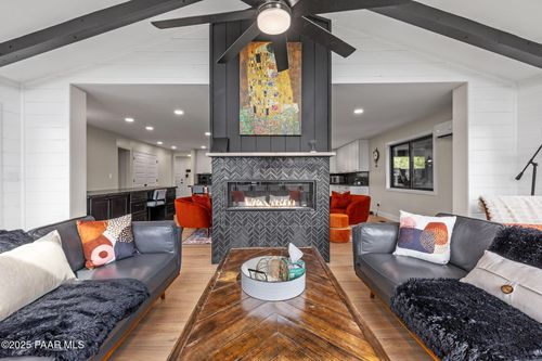 253 S Willow St, Prescott, AZ, 86303-3731 | Card Image