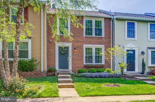 10417 Graystone Ct, OAKTON, VA, 22124-2737 | Card Image