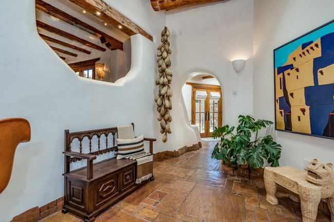Entrance to guest wing | Image 37