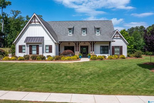 2337 Brock Cir, Hoover, AL, 35242-6729 | Card Image