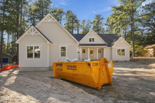 120 Drumar Ct, Southern Pines, NC, 28387-2558 | Card Image