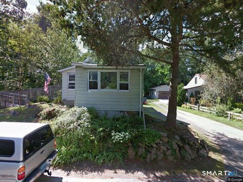 30 Grove Street, Branford, CT, 06405 | Card Image