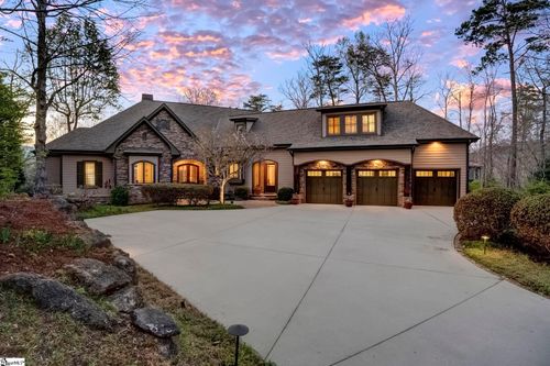 304 Lake Hills Ln, Travelers Rest, SC, 29690-4036 | Card Image