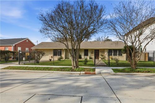50 Pratt Dr, New Orleans, LA, 70122-2547 | Card Image