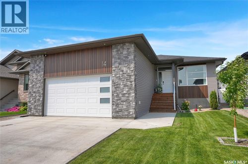 14 Clunie Crt, Moose Jaw, SK, S6J0E3 | Card Image