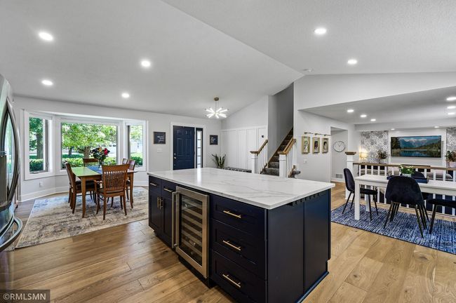 10069 Fox Run Rd, House other with 4 bedrooms, 3 bathrooms and null parking in Woodbury MN | Image 12