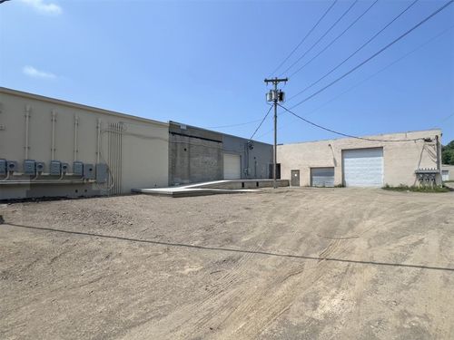 10376 Bennett Rd, Fredonia, NY, 14063-1460 | Card Image