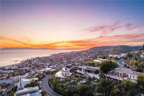 1223 Skyline Dr, Laguna Beach, CA, 92651-1938 | Card Image